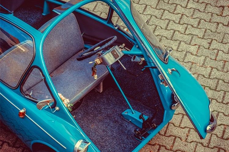Slika /Homologacija motornih vozila/heinkel-cabin-3763902_960_720.jpg